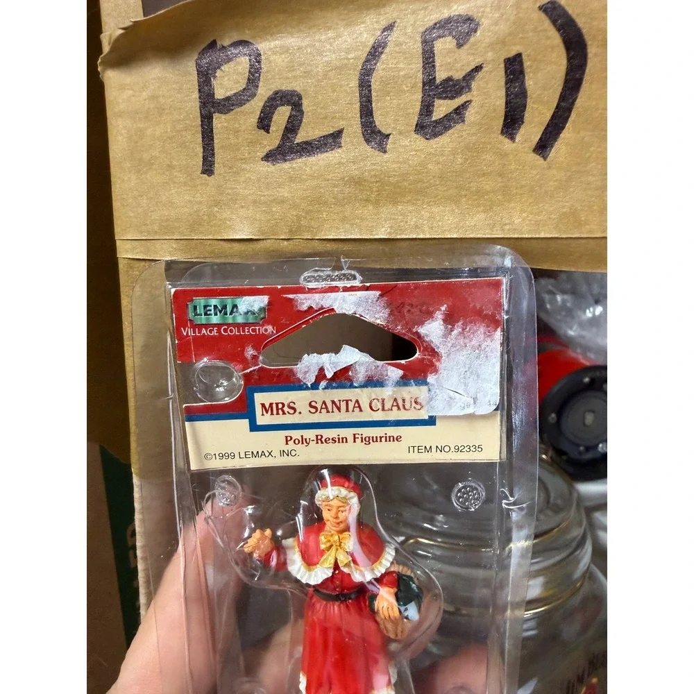 Lemax Village Collection Mrs Santa Claus Figurine 1999 Vintage 92335 Red Dress